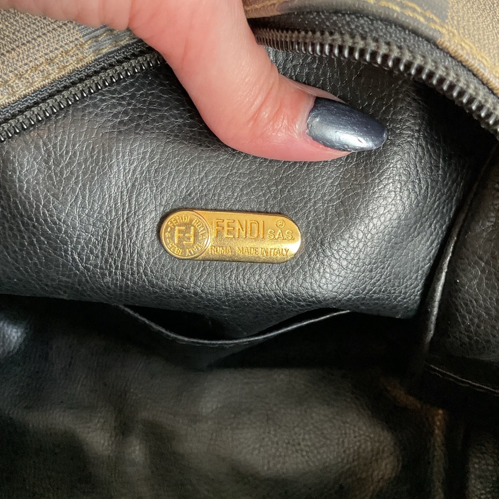 Fendi penguin small crossbody dome shape - Picture 8 of 12